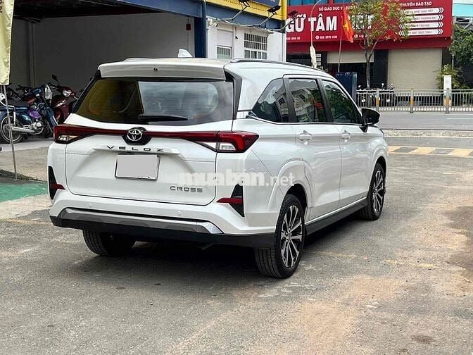 Toyota Veloz Cross Top 2022 HỖ TRỢ BANK 70%