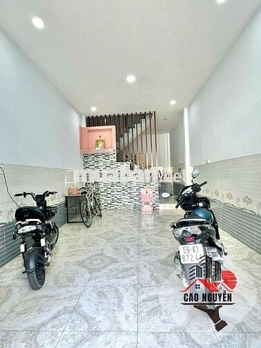 Nhà 4 tầng 3 phòng ngủ Đường Chiến Lược (Nội thất cơ bản)