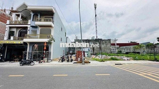 Đất chính chủ cần tìm chủ mới mặt tiền đường Tân Thuận q7 full thổ cư