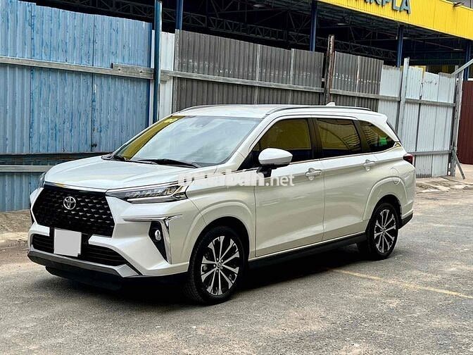 Toyota Veloz Cross Top 2022 HỖ TRỢ BANK 70%