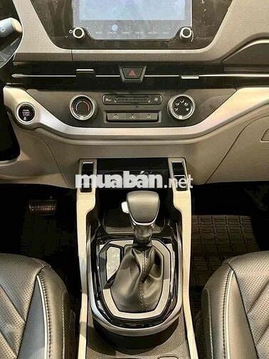 Kia Carens 2025 - Nhiều Ưu Đãi Tháng 8