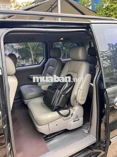 Kia Carnival 2009 LS 2.5 AT - 152000 km