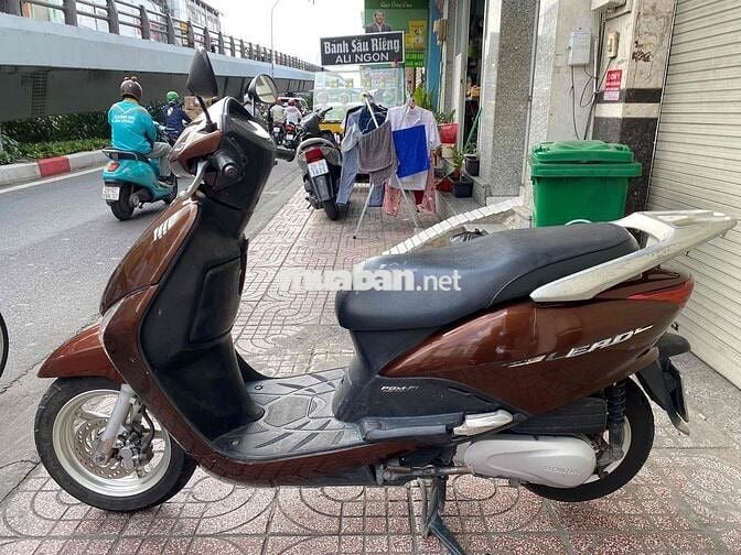 Honda Lead 2012 Tem râu bstp