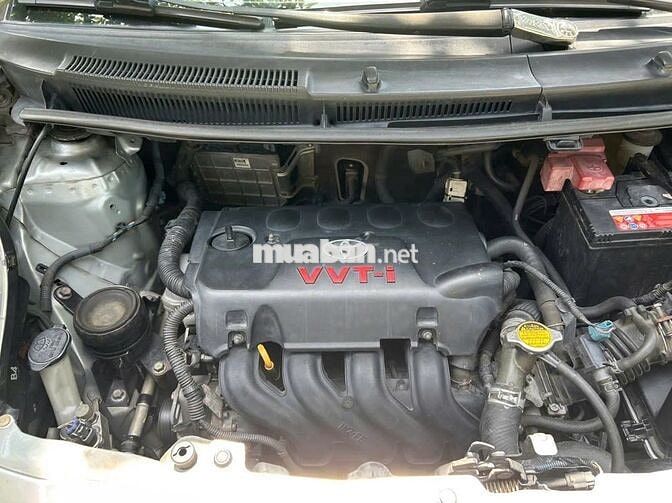 Cần bán Toyota Yaris 1.5L AT 2011 (nhập Thái) ĐẸP
