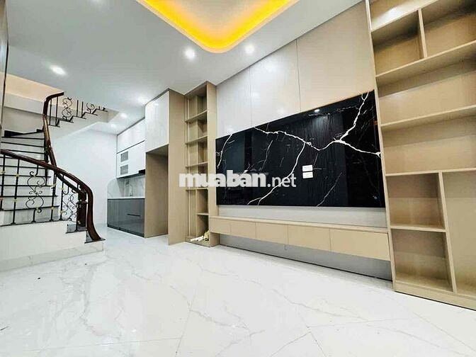 Nhà đẹp ngõ nông, full nội thất phố Tân Mai, Hoàng Mai