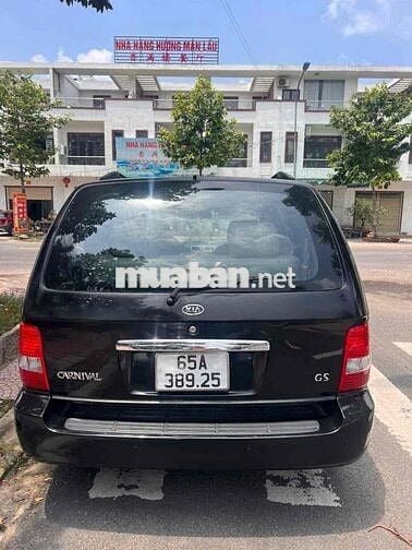 Kia Carnival 2009 LS 2.5 AT - 152000 km