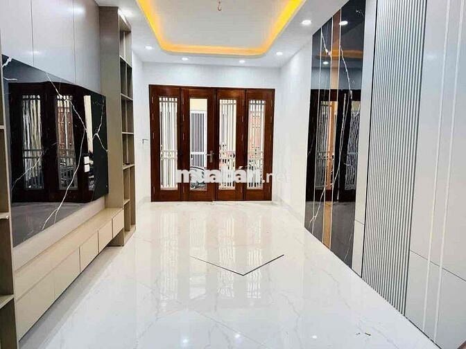 Nhà đẹp ngõ nông, full nội thất phố Tân Mai, Hoàng Mai