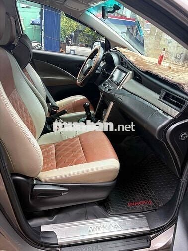 Toyota Innova 2016 2.0E - 180000 km(ko dịch vụ)