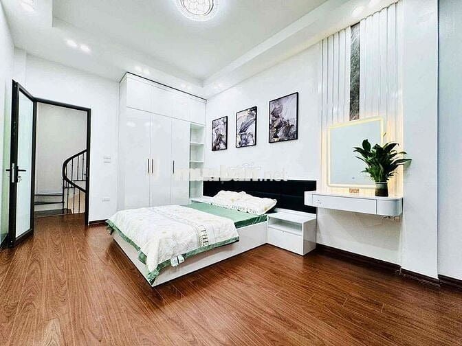 BÁN NHÀ - THANH XUÂN - 10m ra Ô TÔ - 4TẦNG - 30m2 - GIÁ TỐT CHỈ 7,x Ty