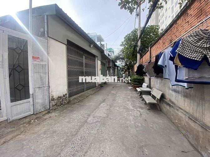 Chỉ 3,9Tỷ Chốt Ngay Đất Thổ Cư (4x18), Hẻm Oto,TT Nhà Bè