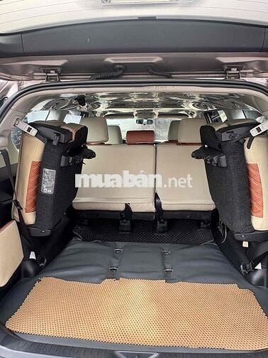 Toyota Innova 2016 2.0E - 180000 km(ko dịch vụ)