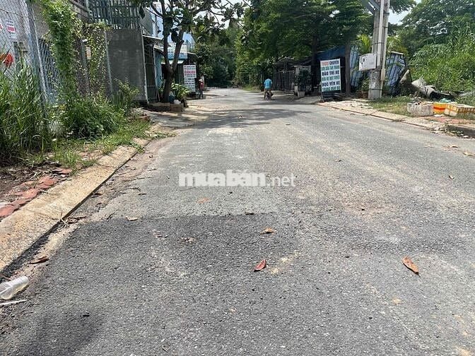 cần bán lô đất vị trí đẹp -Nhơn Đức, huyện Nhà Bè- dt: 165m2 - giá 4,7