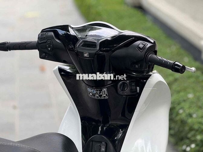 SH 125 2020 TRẮNG ĐEN BSTP