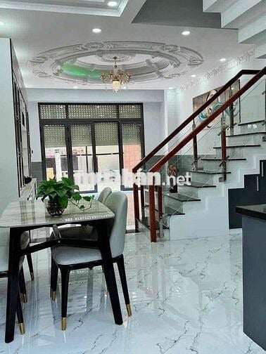 CHO THUÊ NHÀ NGUYÊN CĂN 2PN RỘNG 100M2 ĐỦ NỘI THẤT GẦN PHÚ MỸ HƯNG