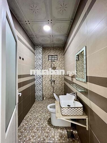 Nhà Rộng Rải DT 6x15 1Trệt 2Lầu 4Pn 5Wc Gara Đậu Ôtô Hẻm Xe Tải