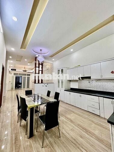 Nhà Rộng Rải DT 6x15 1Trệt 2Lầu 4Pn 5Wc Gara Đậu Ôtô Hẻm Xe Tải