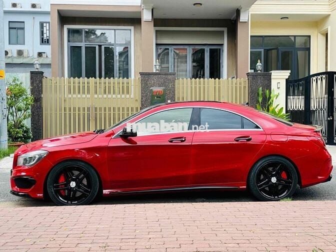 Mercedes Benz CLA45 2015