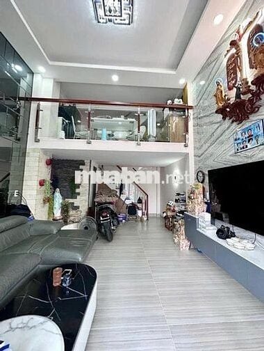NHÀ VIP MẶT TIỀN KINH DOANH 5 TẦNG – NGUYỄN SƠN – TẶNG FULL NỘI THẤT