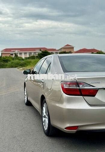 Toyota Camry 2.0E – 2019