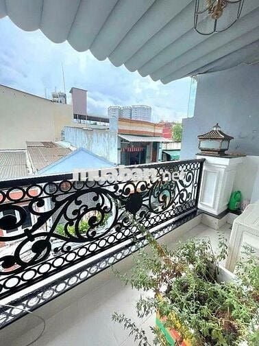 NHÀ VIP MẶT TIỀN KINH DOANH 5 TẦNG – NGUYỄN SƠN – TẶNG FULL NỘI THẤT