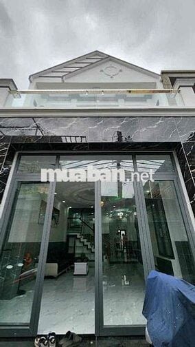 CHO THUÊ NHÀ NGUYÊN CĂN 2PN RỘNG 100M2 ĐỦ NỘI THẤT GẦN PHÚ MỸ HƯNG