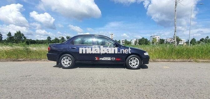 Mazda 323 1.6 MT 2000