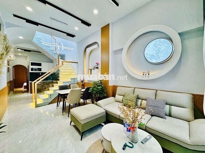 Chỉ 6 tỷ, nhà cực đẹp, Xô Viết Nghệ Tĩnh, 52m2, 2 tầng BTCT,3 PN, 3 WC