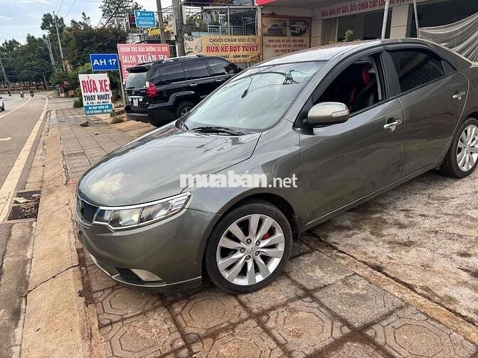 Kia Cerato 2010 1.6 AT - 999 km