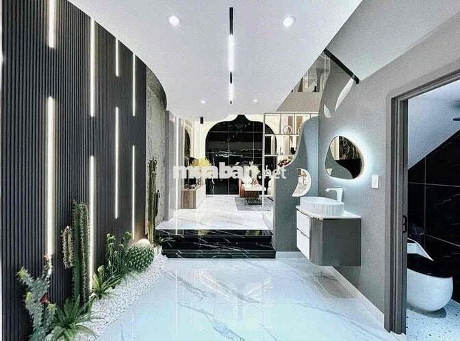 KINH DOANH THUA LỖ CẦN BÁN NHÀ TRẦN HỮU TRANG,P11,PHÚ NHUẬN-GIÁ:6TỶ990