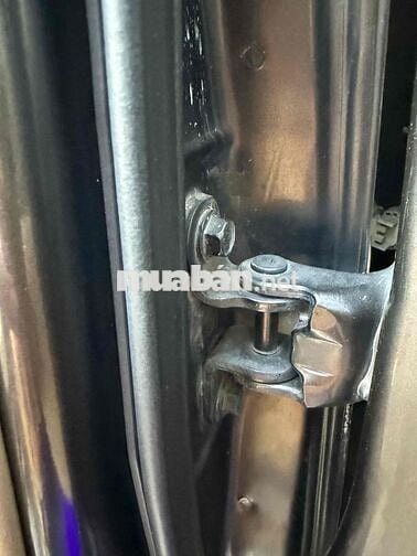 Toyota Fortuner 2009 2.5G - 200000 km