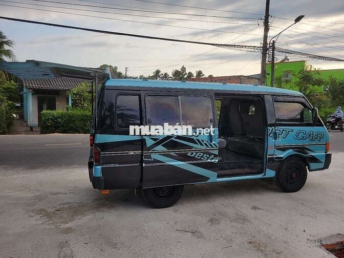 Kia 9 chổ máy dầu