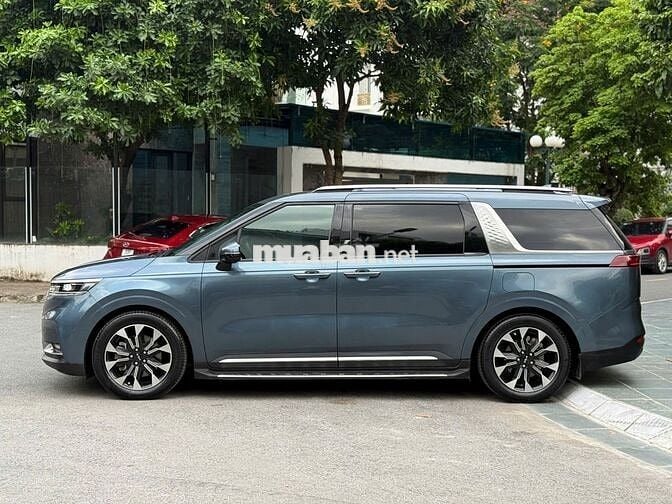 Kia Carnival 2022 Signature 2.2D - 90000 km