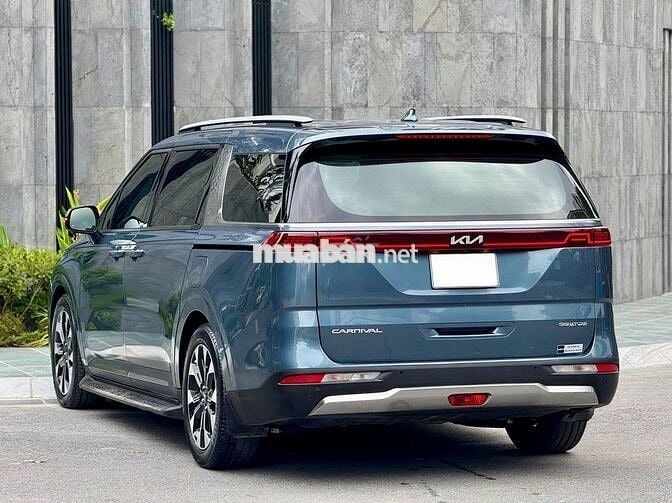 Kia Carnival 2022 Signature 2.2D - 90000 km
