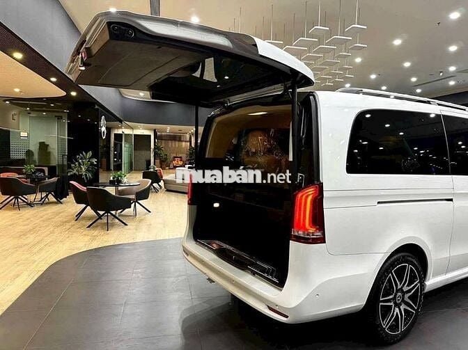 Mercedes-Benz V250 AMG 2025 – Trả trước 793 triệu
