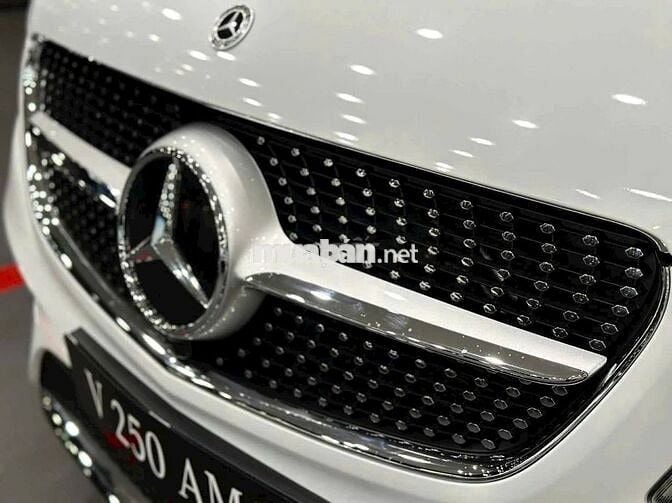 Mercedes-Benz V250 AMG 2025 – Trả trước 793 triệu