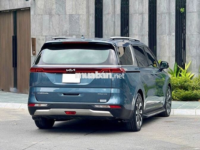 Kia Carnival 2022 Signature 2.2D - 90000 km