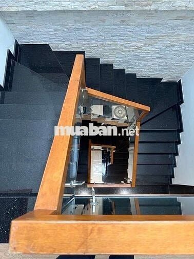 Bán nhà đường xe tải 6m thông - 4 tầng, 4 phòng HIỆP THÀNH QUẬN 12