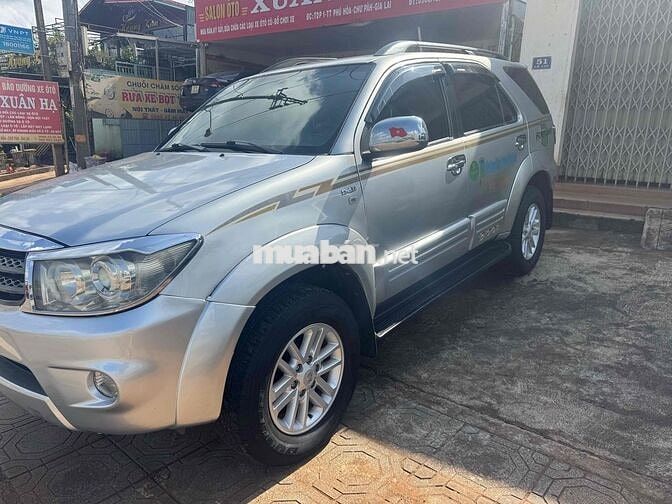 Toyota Fortuner 2010 2.5G - 222222 km