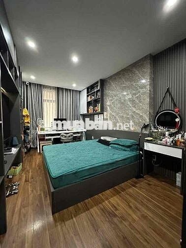 Quan nhân - Nhà Đẹp 44m x 6 tầng 4m mặt tiền gần oto hồ điều hoà 10.5t
