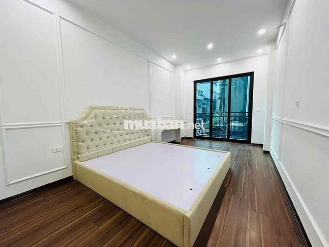 Siêu hot! Vương Thừa Vũ, ngõ ba gác, 35m ra ô tô, nhà đẹp. Chỉ 6,4 tỷ