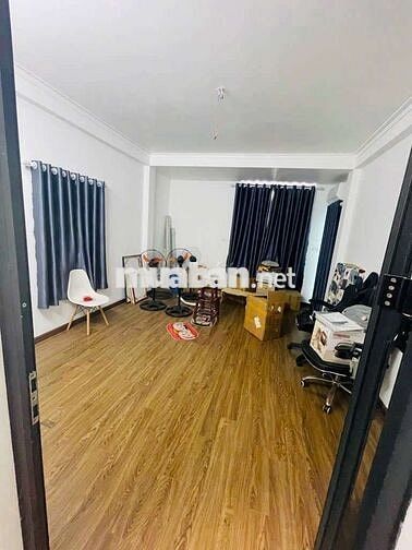 ANH TRAI NHỜ B.ÁN N.HÀ TRƯỜNG CHINH GẦN TRƯỜNG ĐẠI HỌC Y HÀ NỘI 42M 5