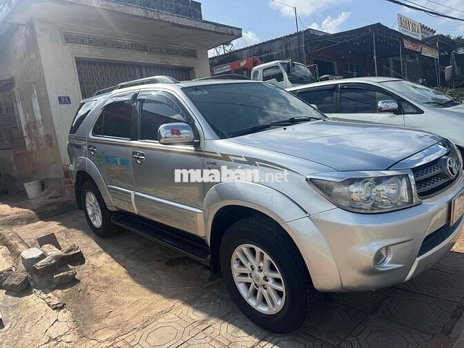 Toyota Fortuner 2010 2.5G - 222222 km