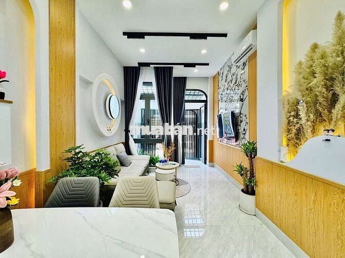 Chỉ 6 tỷ, nhà cực đẹp, Xô Viết Nghệ Tĩnh, 52m2, 2 tầng BTCT,3 PN, 3 WC