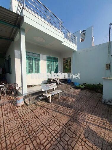 Kẹt tiền ! Cần bán gấp căn nhà ngay TT. Trảng Bàng 138m2 SHR giá 770tr
