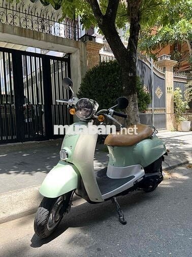 Honda Crea xanh nhạt, xe tay ga
