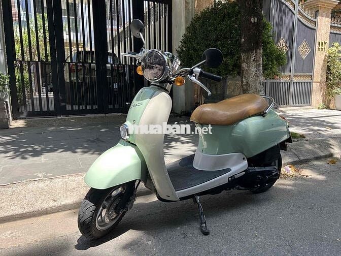Honda Crea xanh nhạt, xe tay ga