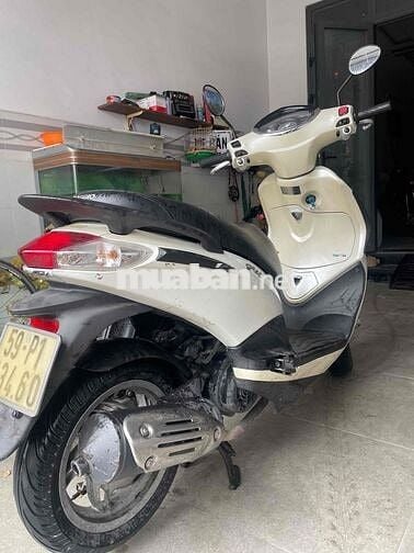 cần ban xe FLY một đời chủ mua mới từ đầu