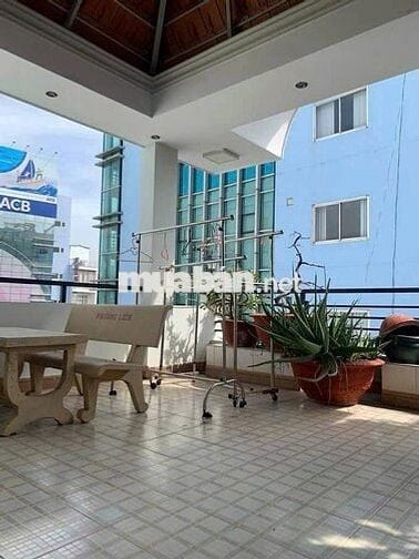 Nhà hẻm tải luỹ bán bích tân phú 4 phòng 4m x 18m 3 tầng giá 16tr