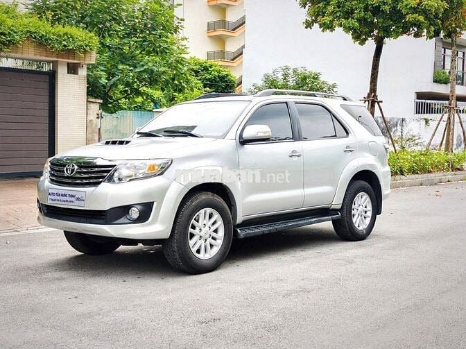 Toyota Fortuner 2.5G MT số sàn sản xuất 2013
