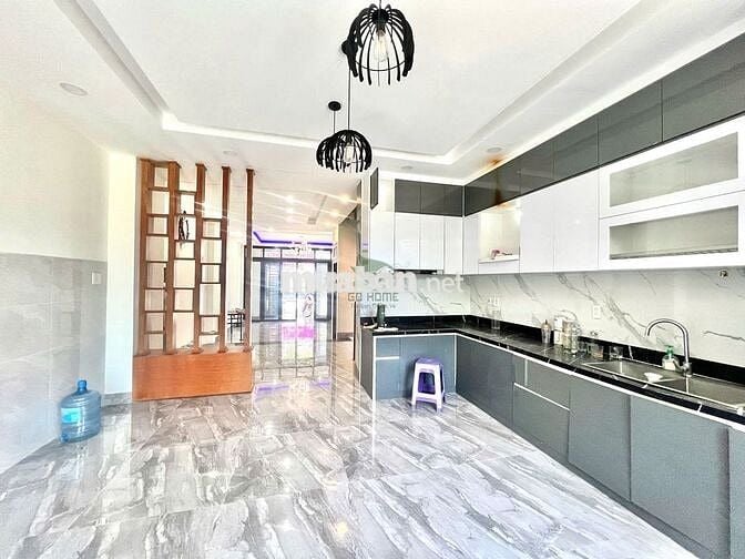 CHO THUÊ NHÀ KINH DOANH 4 TẦNG 6 PHÒNG NGỦ KĐT ACC VƯỜN XOÀI
